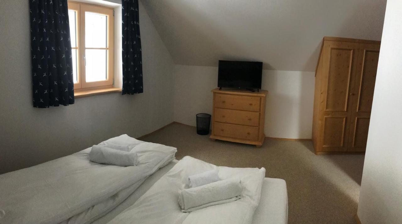 Hirschberg Apartment *